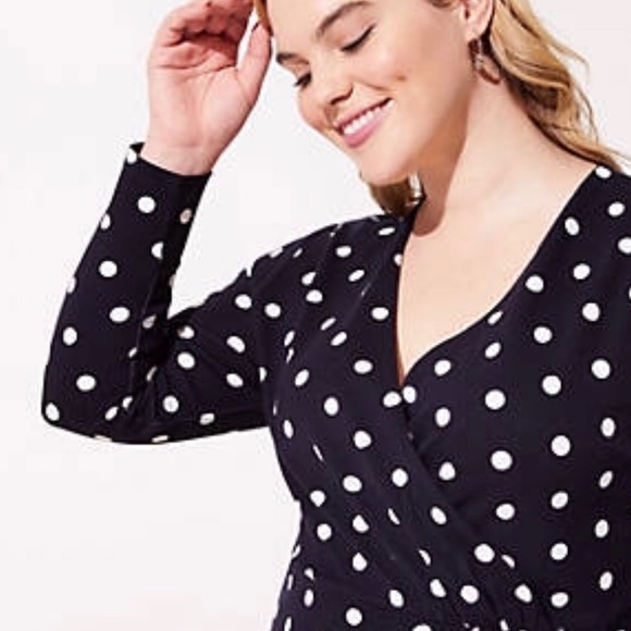 LOFT Dresses & Skirts - 🇺🇸♻️ LOFT PLUS Polka Dot Wrap Dress